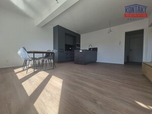 20260407_142037_resized